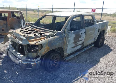 2016 Toyota Tundra Sr5 5.7L V8 from USA, damaged, VIN 5TFEW5F11GX205135